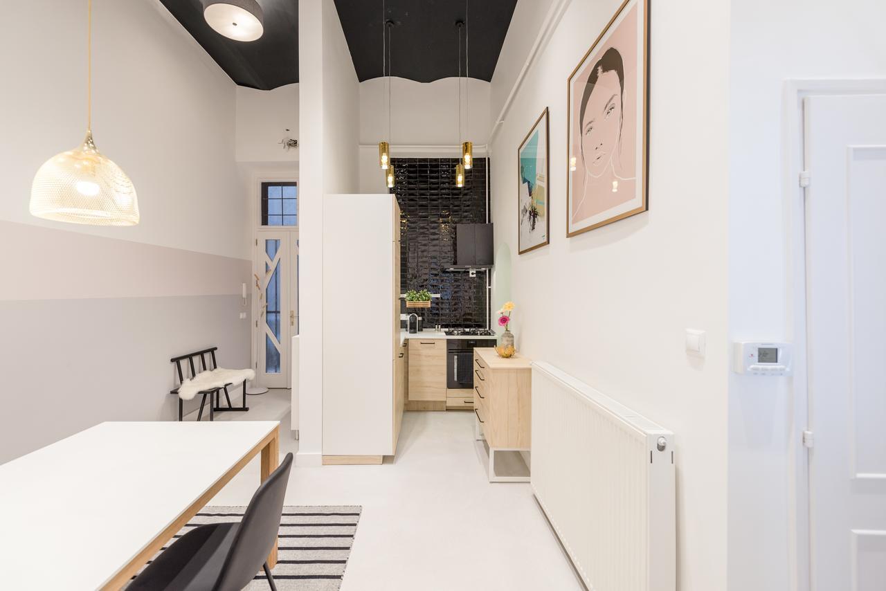 Oasis Apartments - Budapest Opera Екстериор снимка